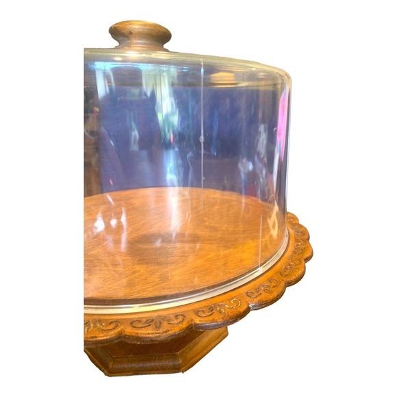 Vintage mid century modern wooden acrylic cake pedestal dome lightweight etched - Picture 4 of 5